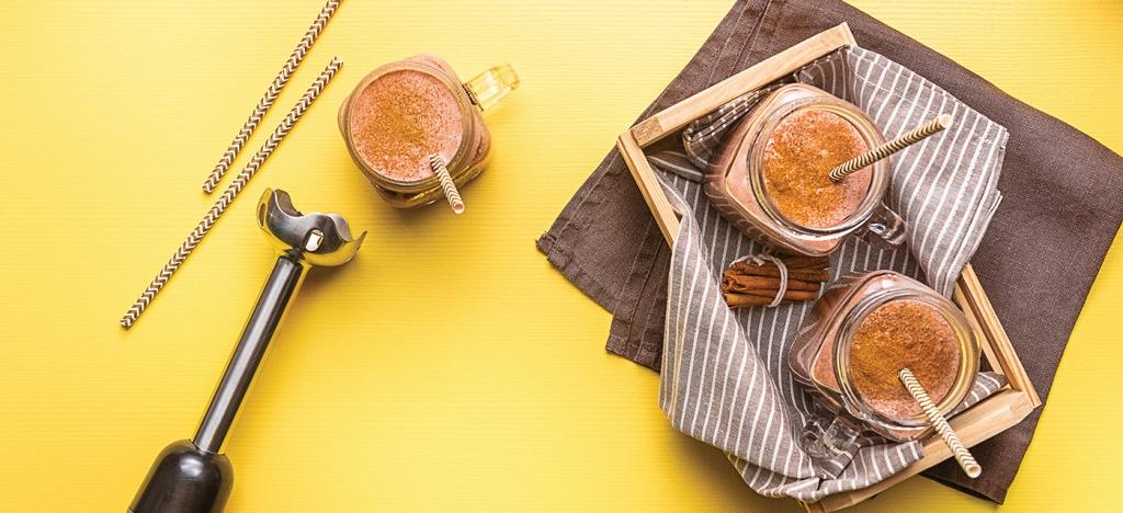 Smoothie de banana e chocolate